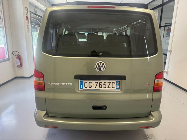 07/2004 VOLKSWAGEN, Shuttle