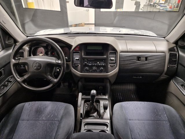 02/2002 MITSUBISHI, Pajero