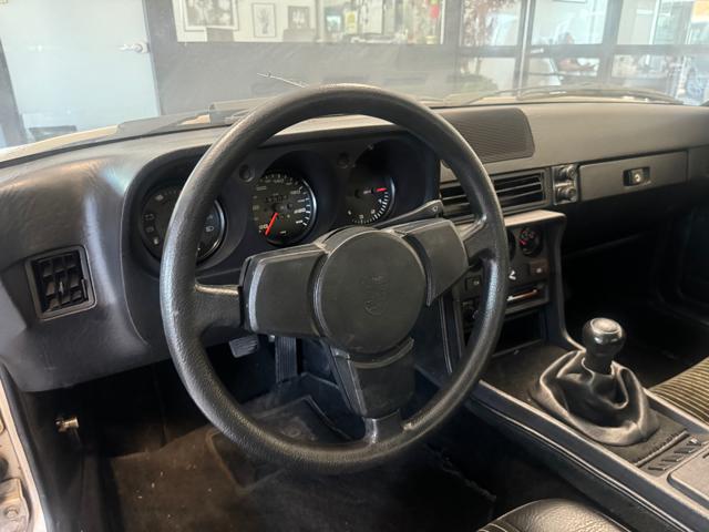 02/1983 PORSCHE, 924